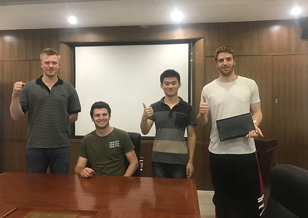 客戶(hù)來(lái)訪